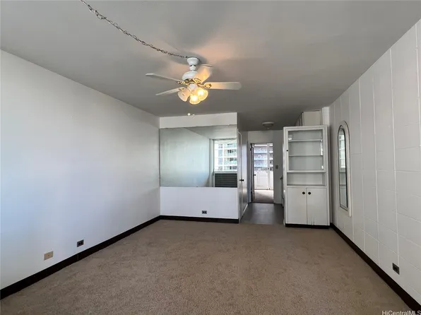 425 Ena Rd #P8a, Honolulu, HI 96815