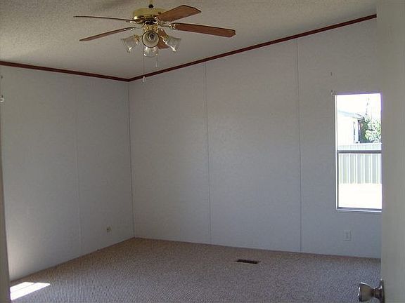 3rd image of 1535 Wildwood Dr