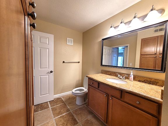 4th image of 885 Halidon Way APT 1026