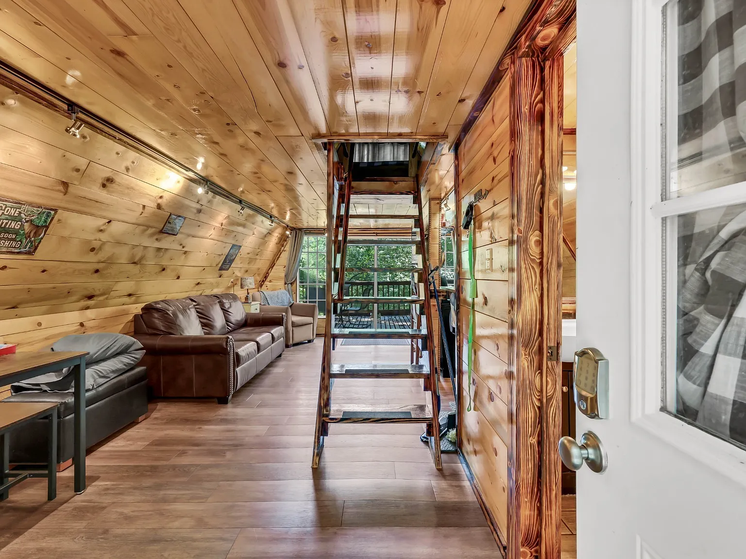 1 bed, 624 sqft, $900 — Photo 1