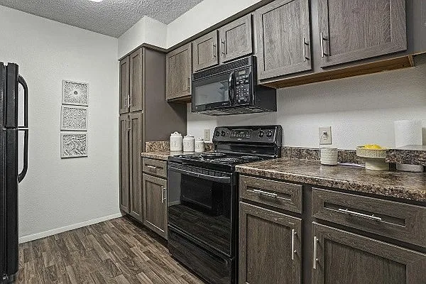 Cedar Glade Apts