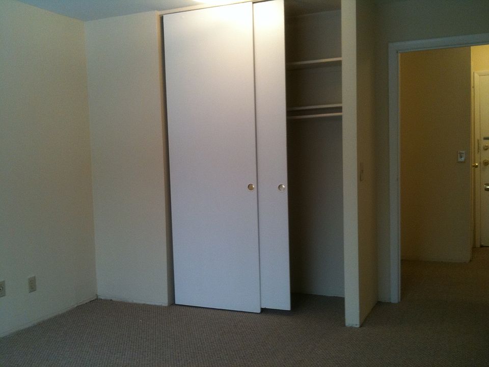 1st image of 3060 Marshall Ave APT 211