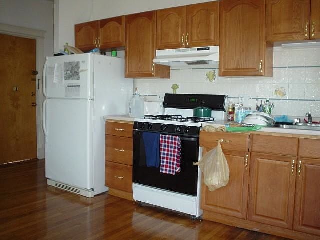 2nd image of 1422 Commonwealth Ave #15
