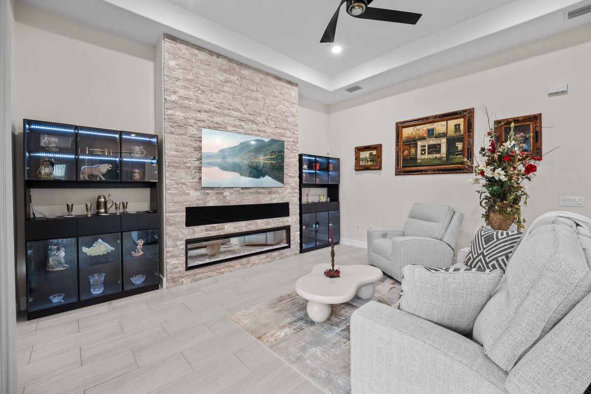 next background image