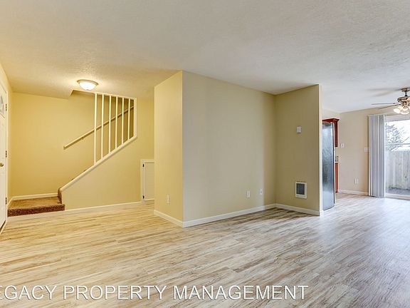5th image of 11795 SE Market St #4381026