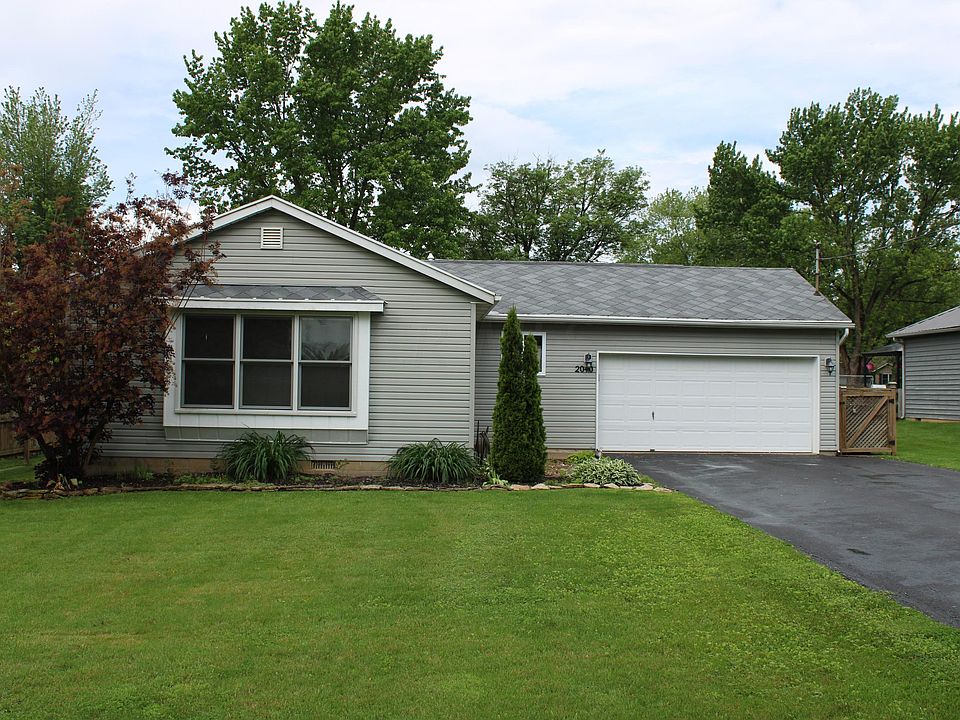1st image of 2040 Chickasaw Dr