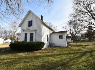 267 E 4th St, Zumbrota, MN 55992