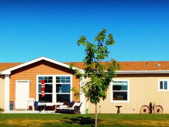 13 E Ranch Road, Wiggins, CO 80654