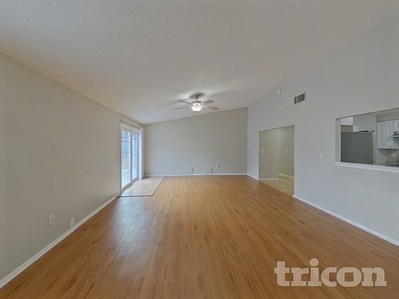 2nd image of 2821 Honey Bear Ct