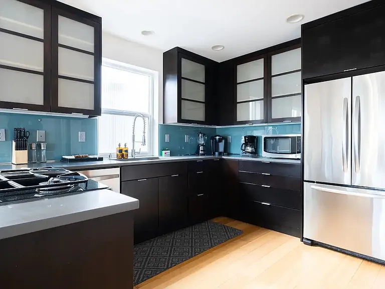 215B 12th Ave E #B — Photo 42