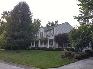 2750 Majestic Oaks Ct, Dayton, OH 45431