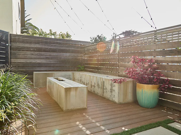 1133 Berkeley Dr — Photo 22