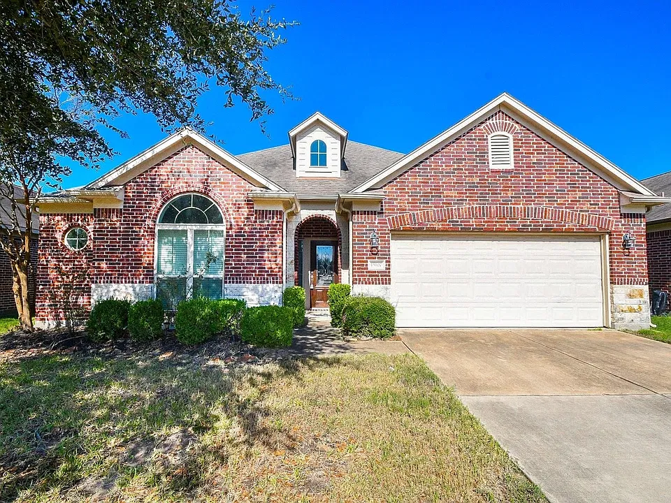 15107 Jenista Ln