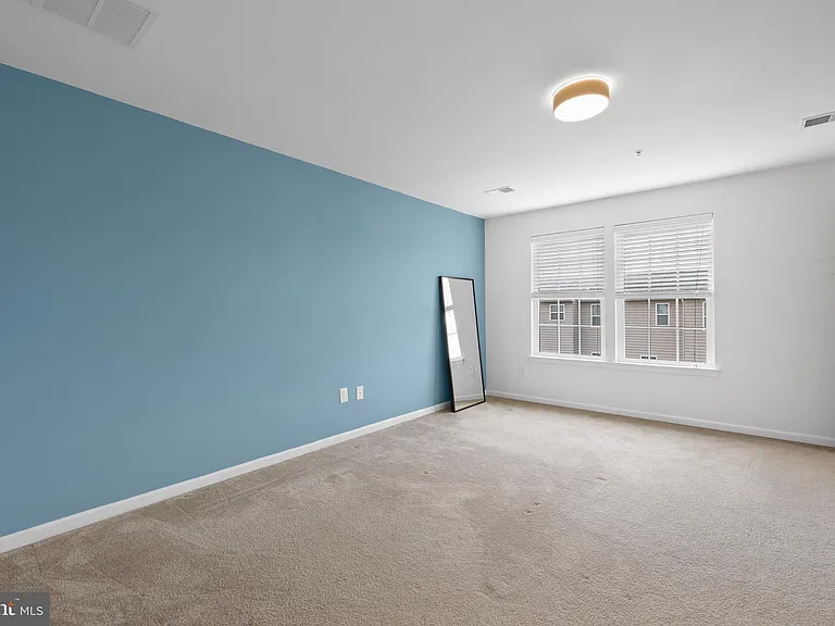 110 Topaz Dr — Photo 23