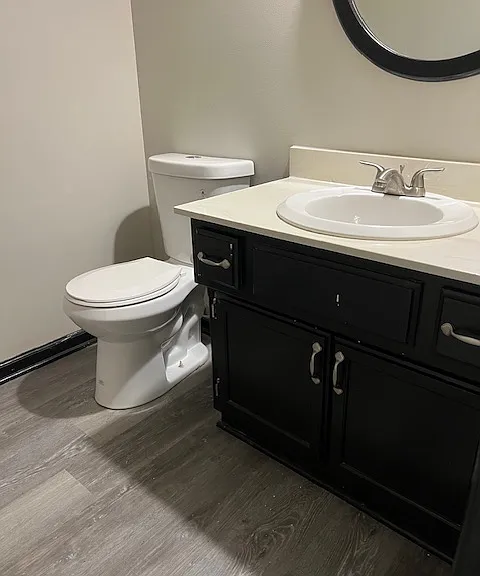 New paint , new flooring and updated new toilet