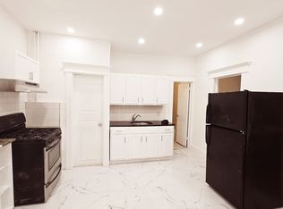 97 W 17th St #4, Bayonne, NJ 07002