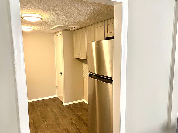 5th image of 2712 Clayton Dr NW Unit A