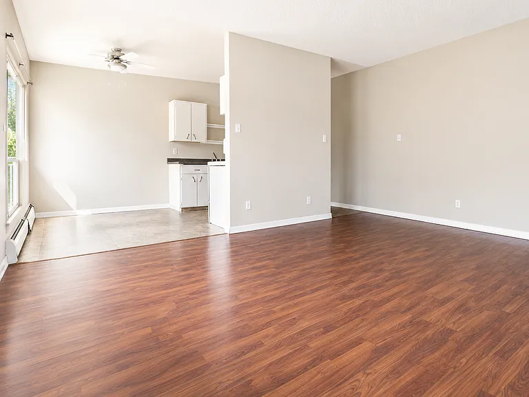 7010 101st Ave NW — Photo 3
