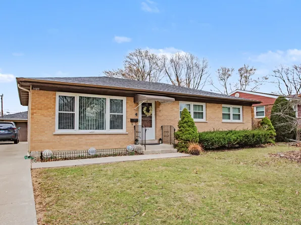 1403 S Robert Dr, Mount Prospect, IL 60056