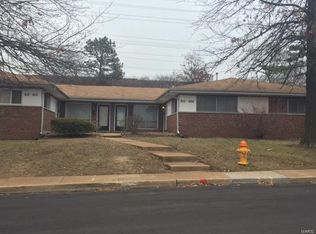 818 Francis Pl, Saint Louis, MO 63105