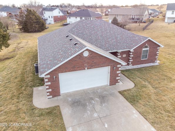 7015 Spring Park Dr, Jefferson City, MO 65109