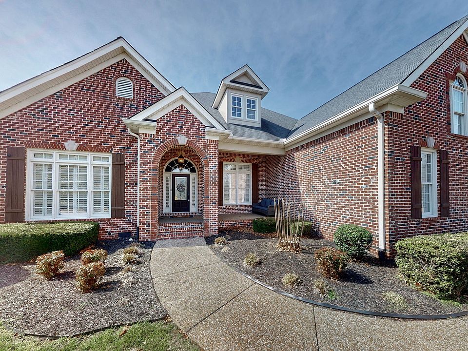1st image of 510 Glenway Cv