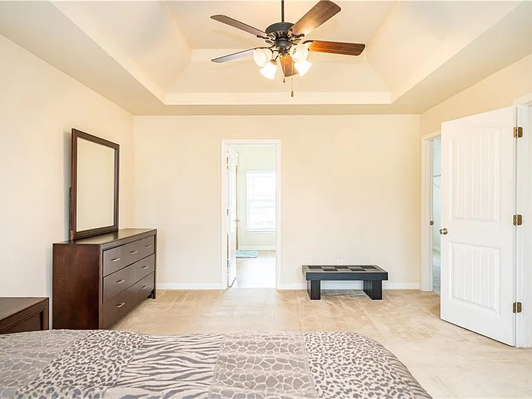 7761 Sylvaner Ln — Photo 35