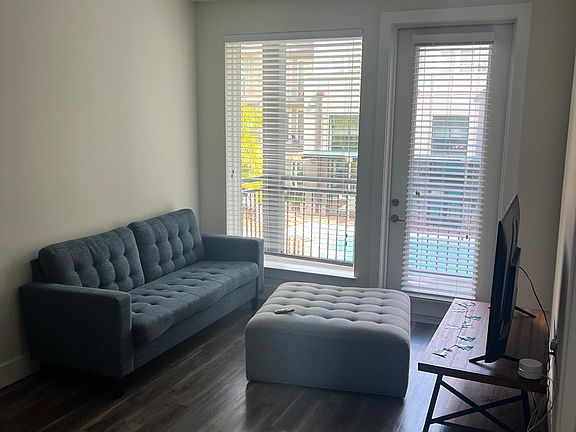 4th image of 850 Main Ln #1230