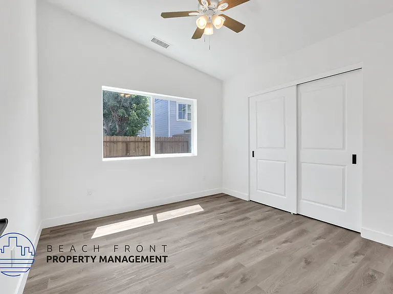 1931 Pomona Ave — Photo 19