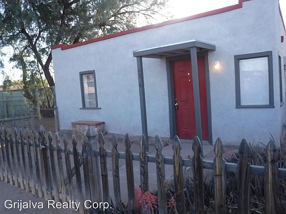 2nd image of 4114 S Lundy Ave