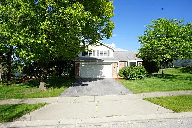 505 W Parkview Ter photo 1