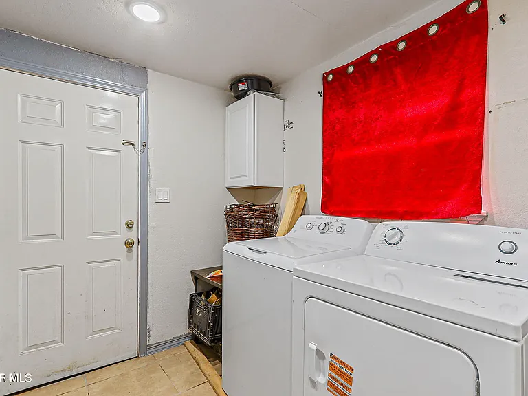 209 N Seville Dr — Photo 21