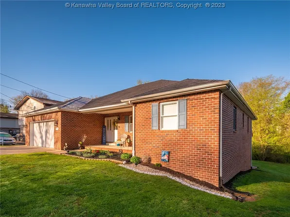 1911-A Morecott Dr, Charleston, WV 25320