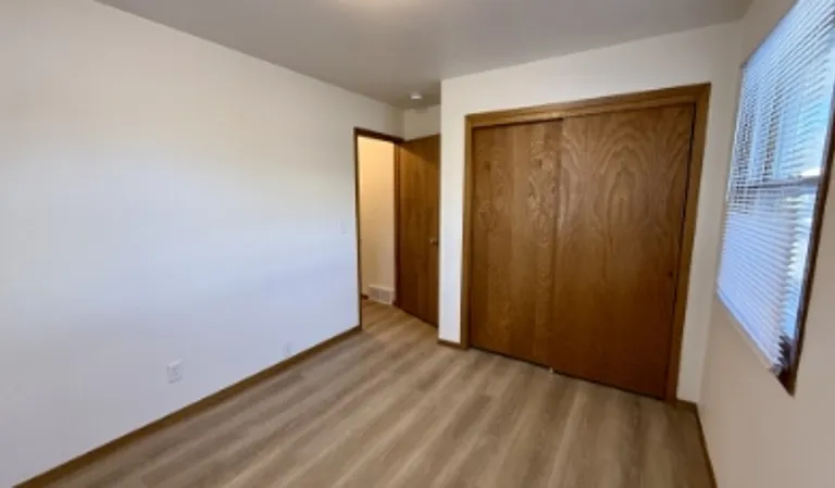 2015-2017 Parkside Dr — Photo 12