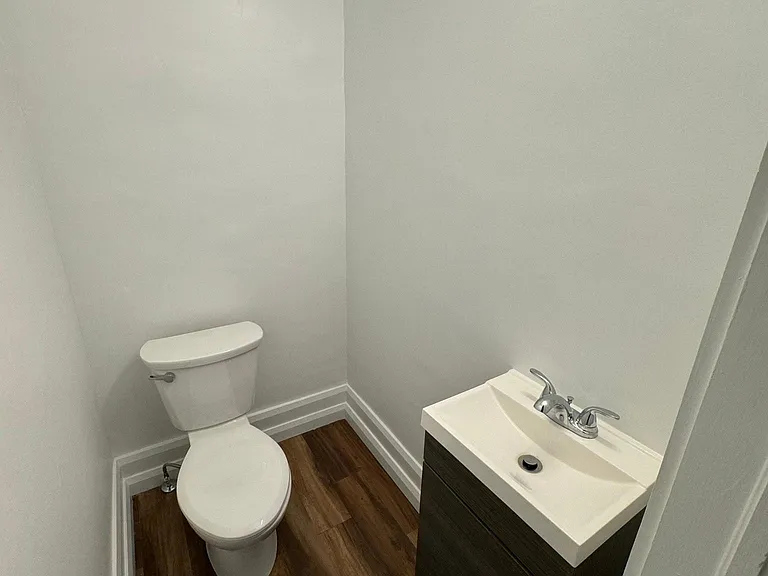 214 Merriman Rd #1-7 — Photo 11