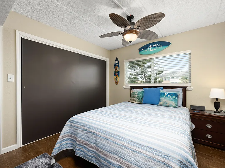 132 E Gardenia St #6 — Photo 8