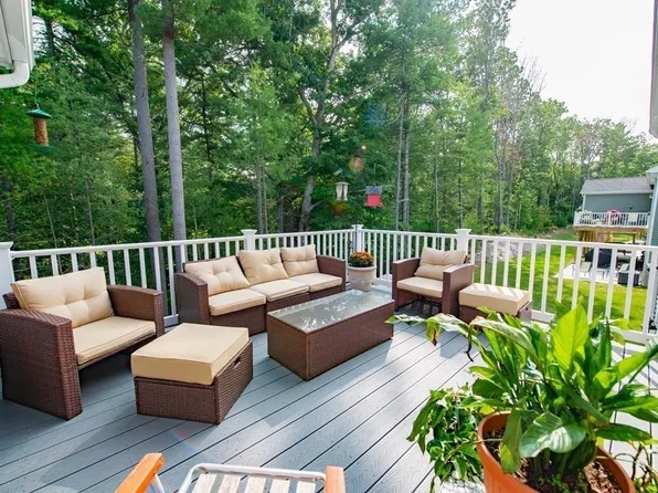 111 Daniel Shays Hwy #29, Belchertown, MA 01007