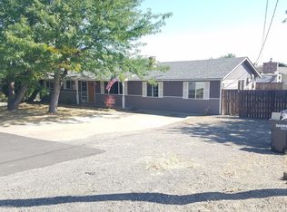 81 Terry Ln, Selah, WA 98942
