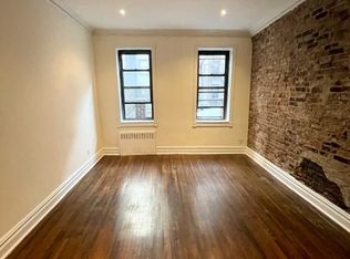 230 E 75th St #2C, New York, NY 10021