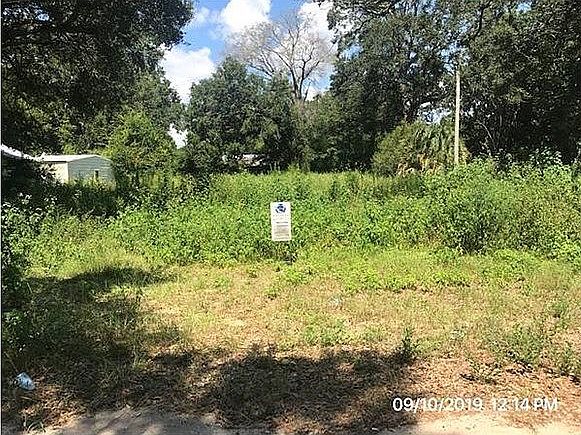 1st image of 304 Bayliss Ct
