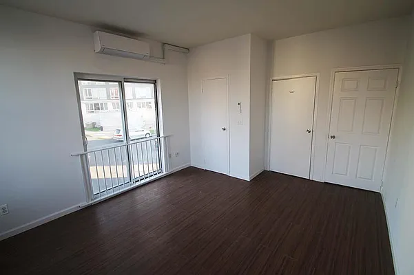 Rented by Nest Seekers International | media 30