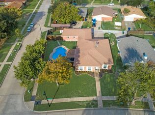 2642 Riviera Dr, Garland, TX 75040