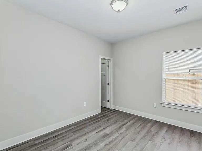 3514 W 45th St S — Photo 16