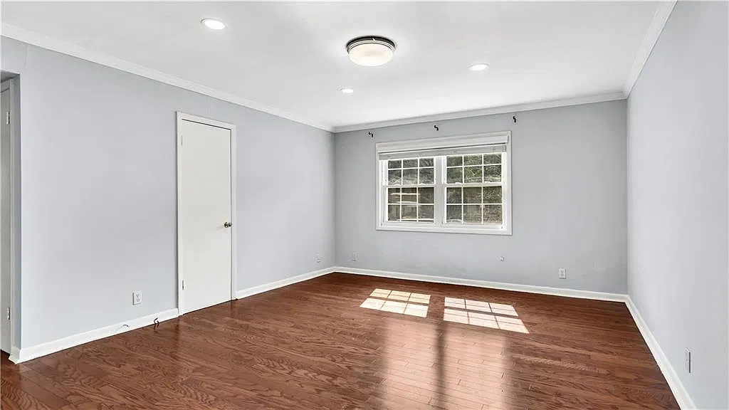 2 bed, 1.0 bath, 840 sqft, $1,615 — Photo 2