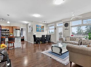 22858 Lougheed Hwy #404, Maple Ridge, BC V2X 2V6