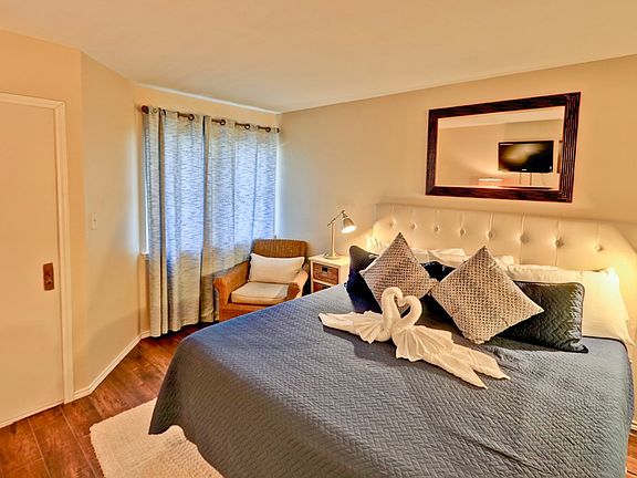 5th image of 200 Padre Blvd #1209