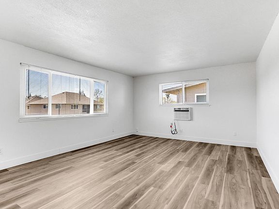 4th image of 3355 Lerwick Rd