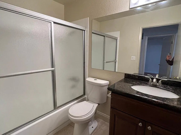 10916 Ashton Ave #402 — Photo 6