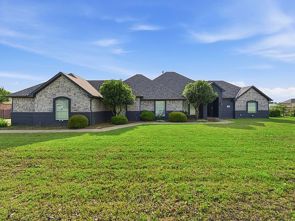 3rd image of 4383 County Road 463
