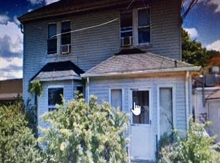 519 Sprague St, Dedham, MA 02026